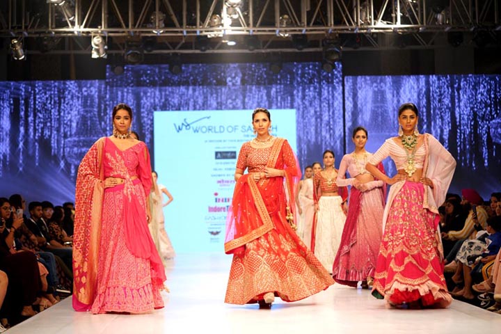 ‘आईएनआईएफडी इंदौर टाइम्स फैशन वीक’ के रैम्प पर दिखा मां देवी अहिल्या का शौर्य और जीवन
