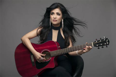 See video – “Neendra” by Shibani Kashyap will most certainly leave you wide awake, ready for a long drive