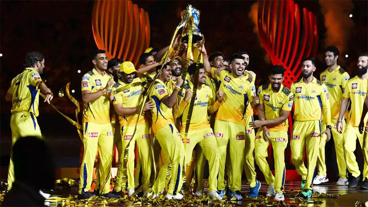 IPL 2023 Final: चेन्नई सुपर किंग्स ने गुजरात टाइटंस को 5 विकेट से हरा दिया