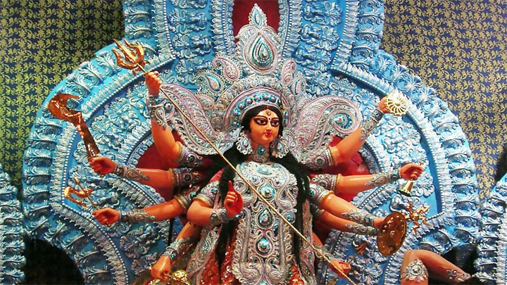 Durga Puja 2023 in Kolkata : Enjoy the Festivities in the City of Joy Durga Puja
