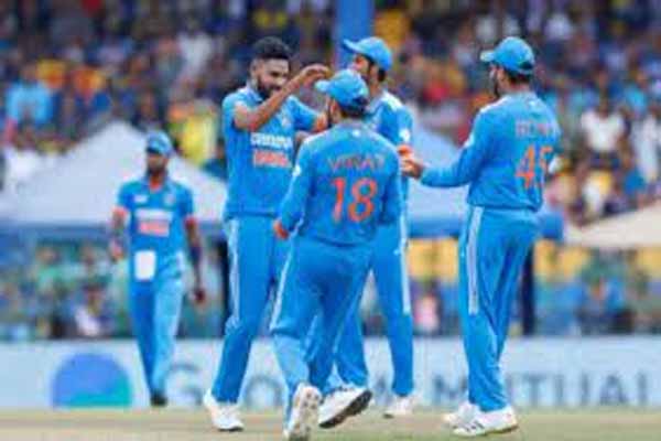 रोहित के तूफान में उड़ी अफगानिस्तान टीम, भारत की 8 विकेट से धमाकेदार जीत