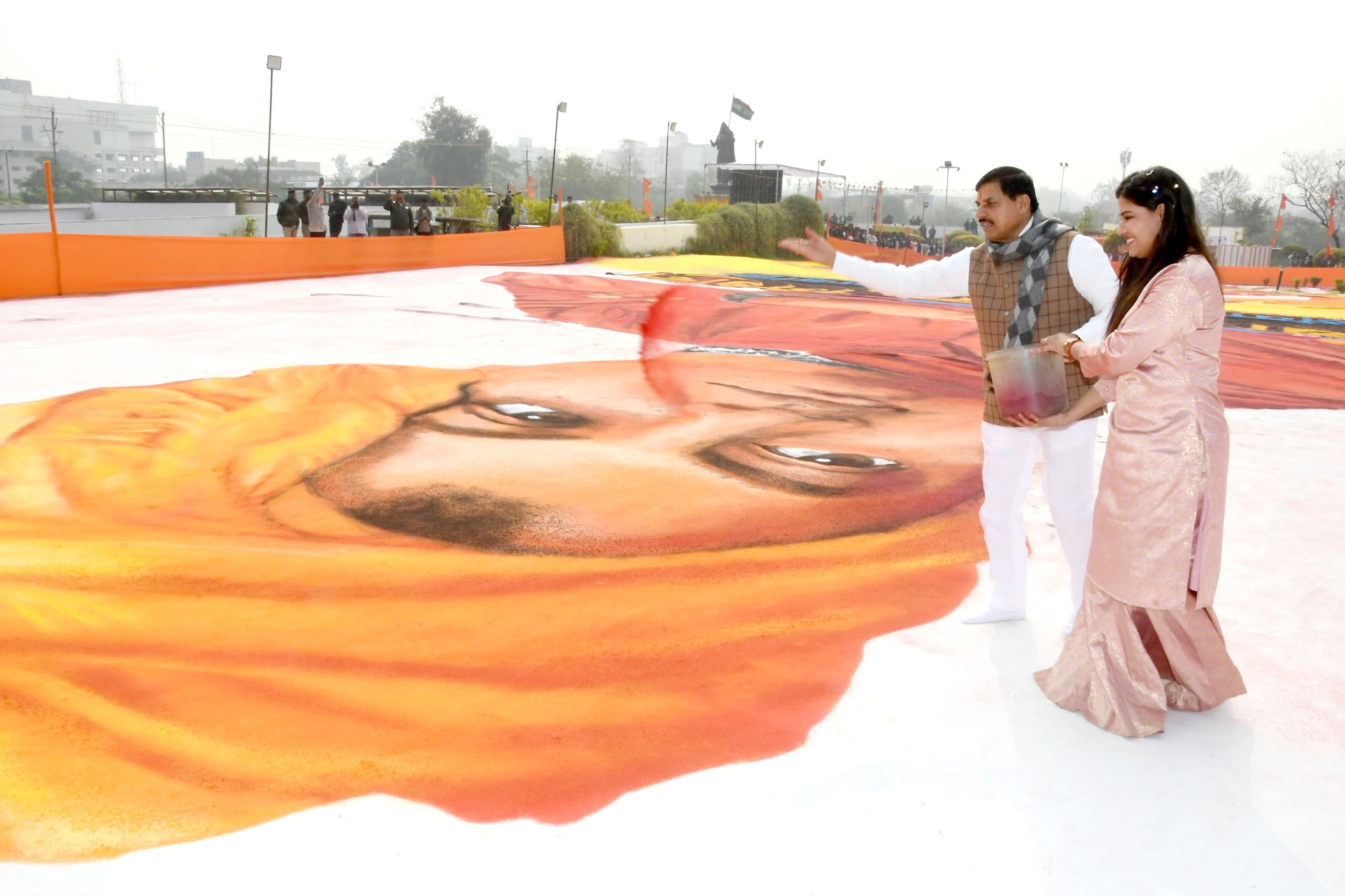 MP: भारतीय संस्कृति और सृजनात्मकता का जीवंत प्रतीक है विशाल रंगोली: मुख्यमंत्री डॉ. यादव