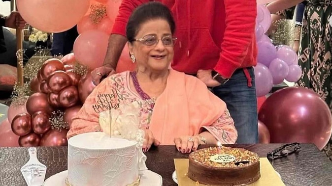 Anil Kapoor और Boney Kapoor की मां का 90 वर्ष की आयु में निधन