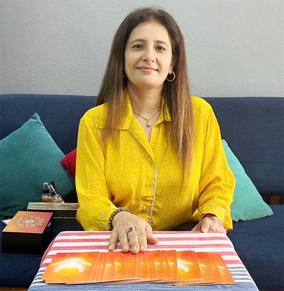 Healer Pooja Seth on the Power of Vibrations and Maintaining Positive Energy