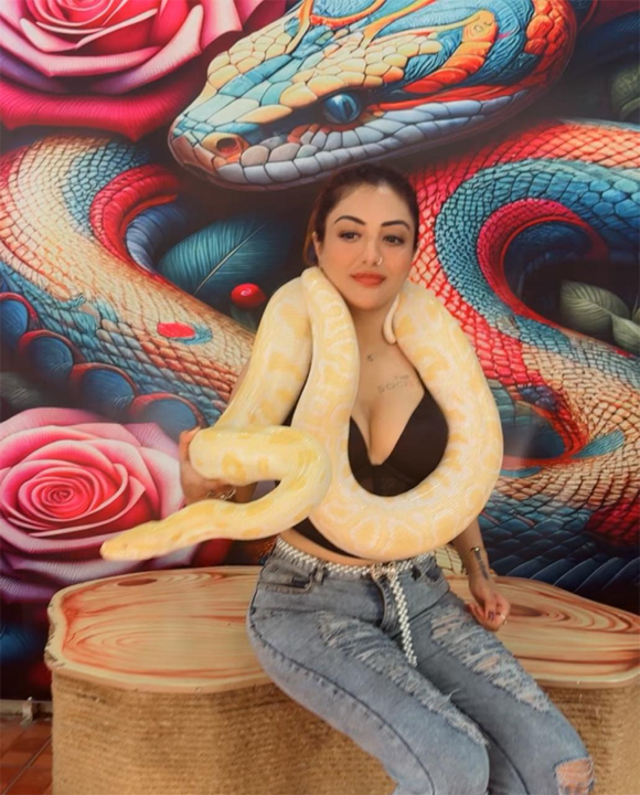 Khushi Mukherjee: Bollywood’s Boldest Fashion Icon Redefining Glamour