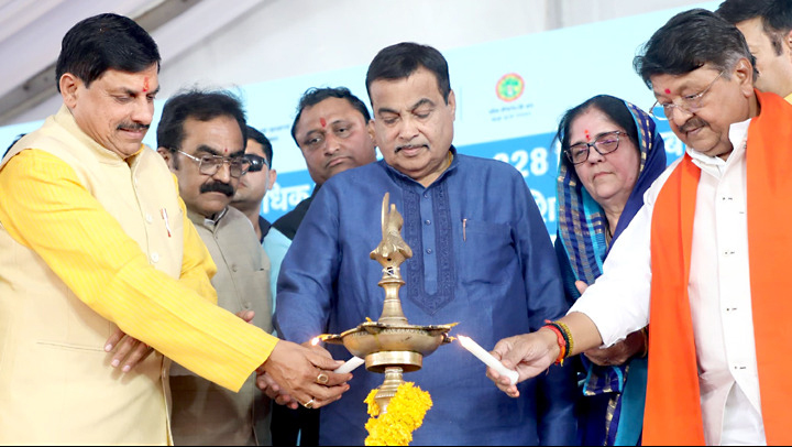 केंद्रीय सड़क परिवहन मंत्री श्री गडकरी करेंगे 4,400 करोड़ रूपये की 8 राष्ट्रीय राजमार्ग परियोजनाओं का लोकार्पण–शिलान्यास