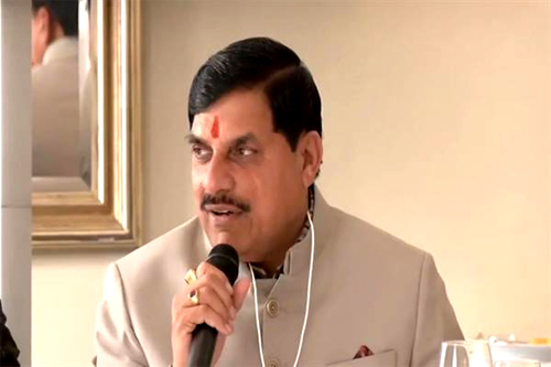 World Economic Forum : दावोस में गूंजा मध्यप्रदेश का औद्योगिक सामर्थ्य, विकास की रफ्तार ने खींचा वैश्विक ध्यान : मुख्यमंत्री डॉ. मोहन यादव