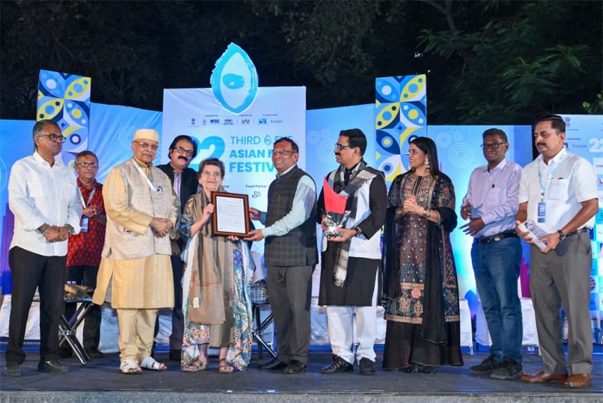 एशियन कल्चर’ पुरस्काराने दिग्दर्शिका सई परांजपे सन्मानित