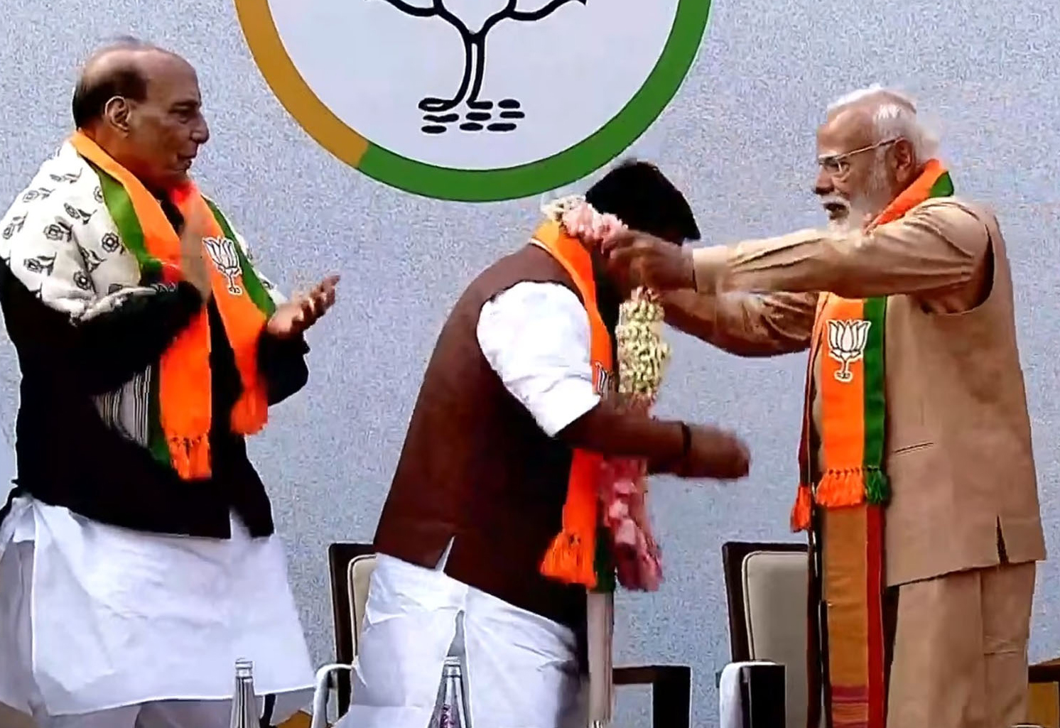 भाजपा के नबीन राष्ट्रीय अध्यक्ष की हुई ताजपोशी, पीएम मोदी बोले— नितिन नबीन अब मेरे बॉस