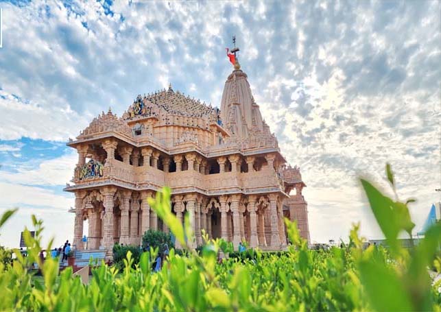 सोमनाथ में स्वाभिमान पर्व का दिव्य उद्घोष – अटूट आस्था के 1000 वर्ष का गौरवोत्सव प्रारंभ